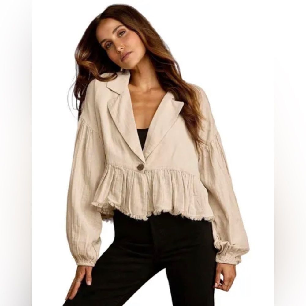 Free People Lyra Beige Tiered Bed Jacket Sz S